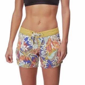 PATAGONIA Jurassic Ferns Board Shorts Size 12